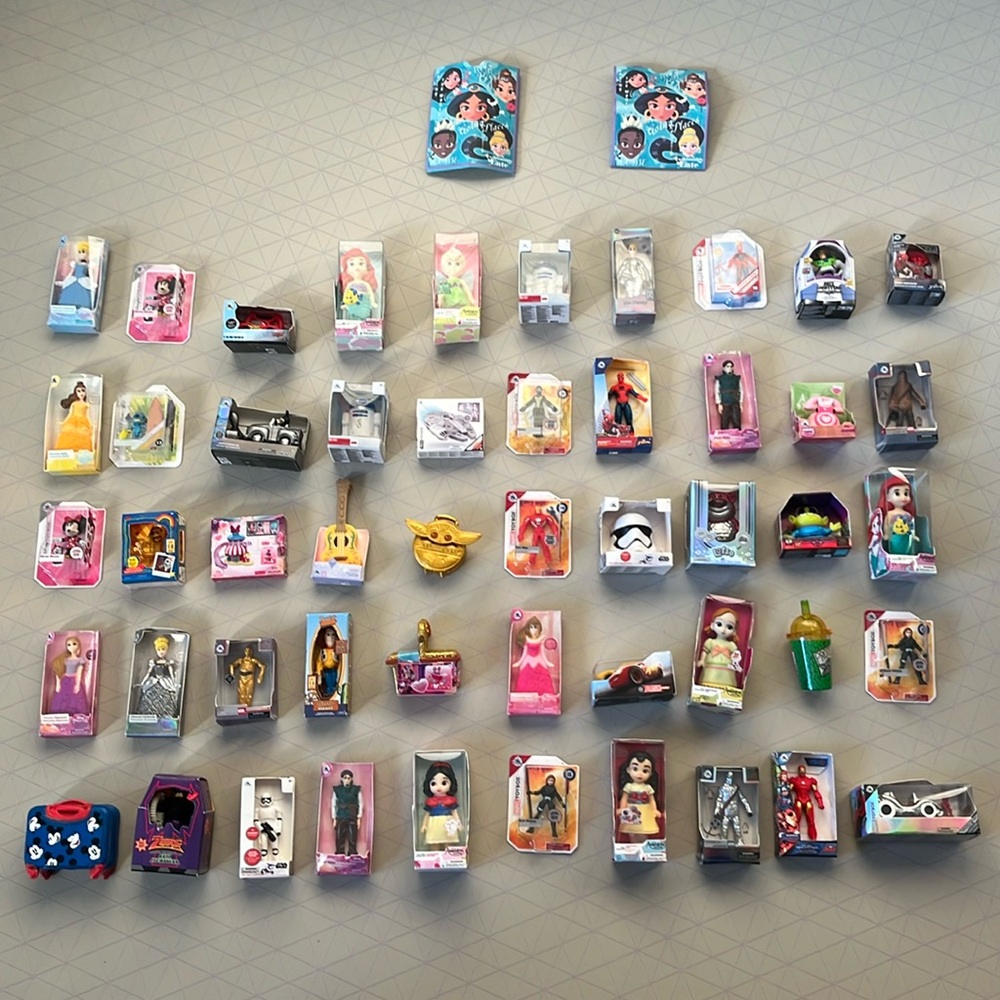Zuru Disney Mini Brands - Lot of 50 + 2 Bags - Set 3